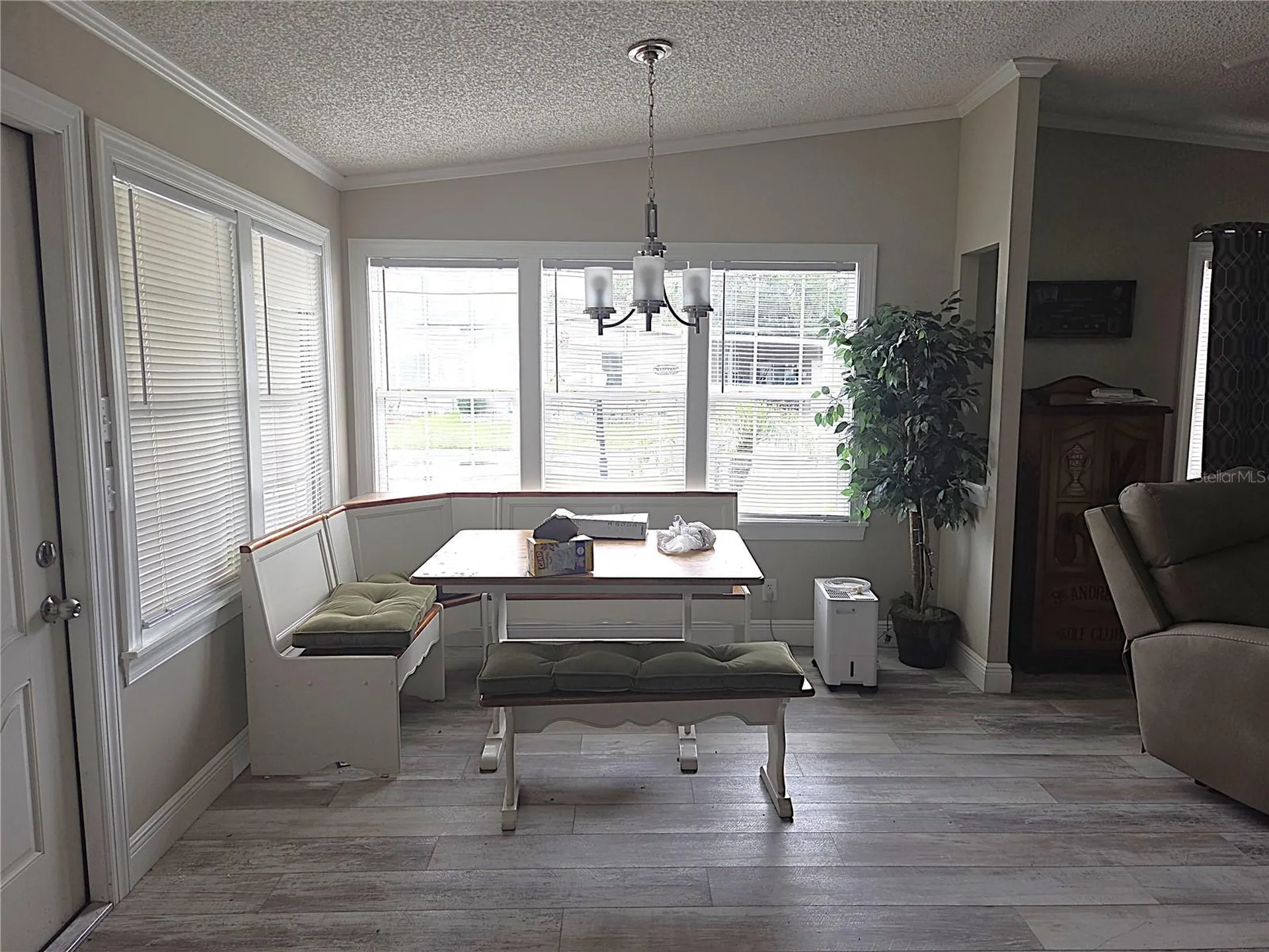 332 Victoria Drive Haines City FL 33844