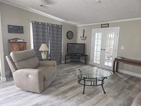 332 Victoria Drive Haines City FL 33844