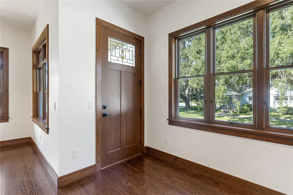 1000 S 9th Street Leesburg FL 34748