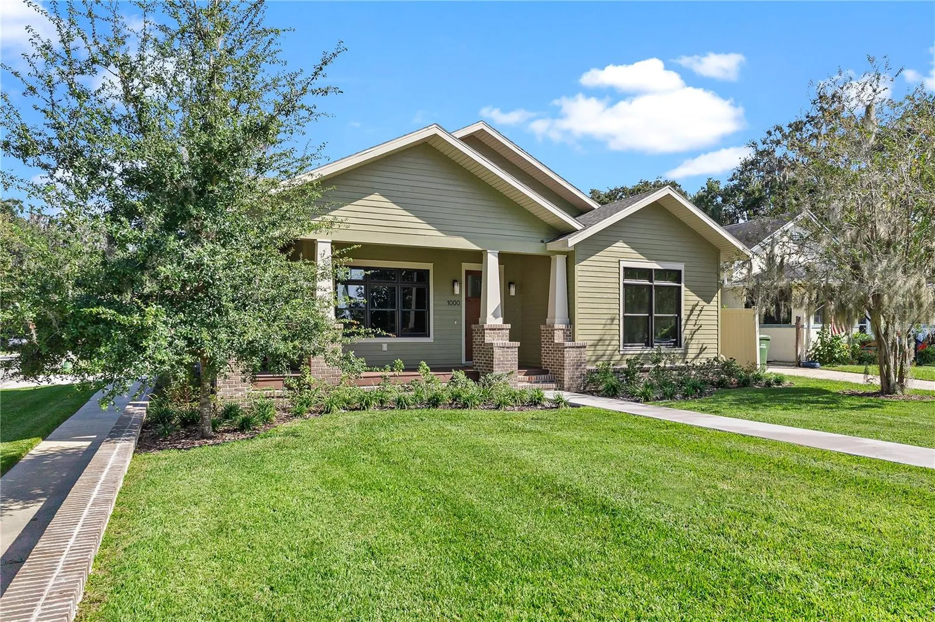 1000 S 9th Street Leesburg FL 34748