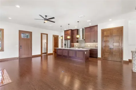 1000 S 9th Street Leesburg FL 34748