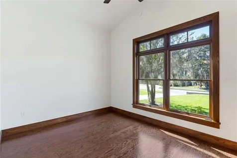1000 S 9th Street Leesburg FL 34748