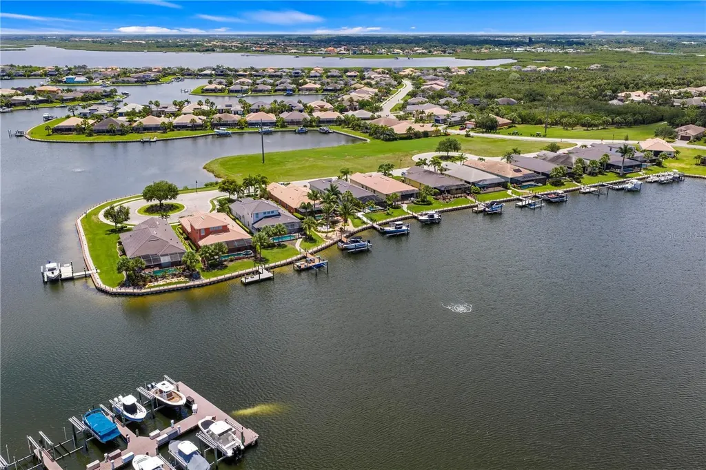 1139 Riverscape Street Bradenton FL 34208