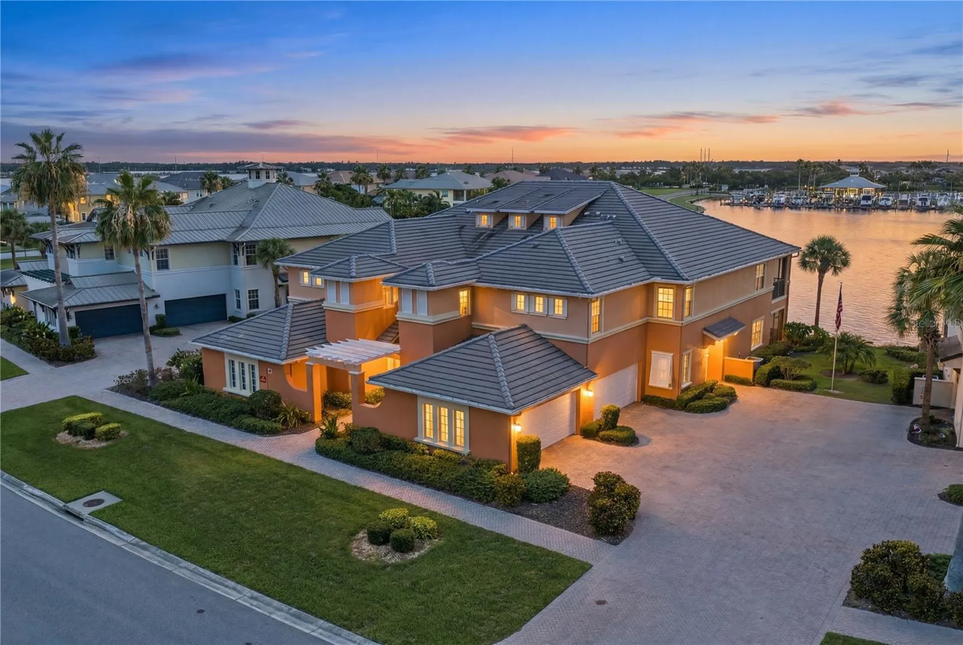 1139 Riverscape Street Bradenton FL 34208