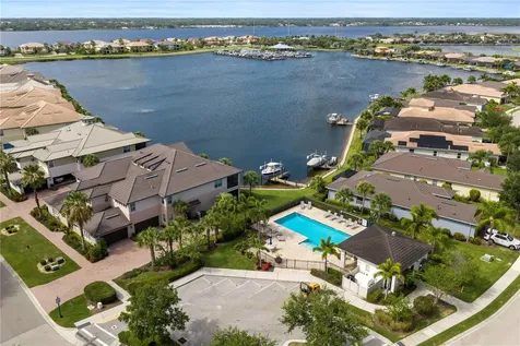1139 Riverscape Street Bradenton FL 34208