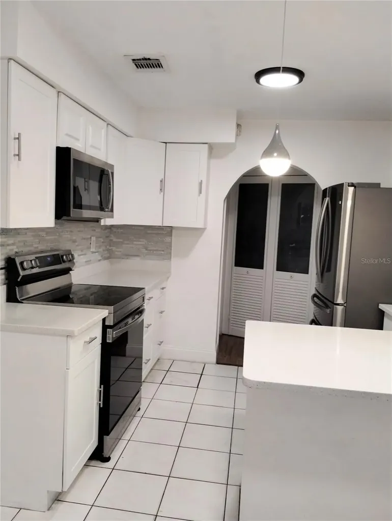 708 Antelope Way Kissimmee FL 34759