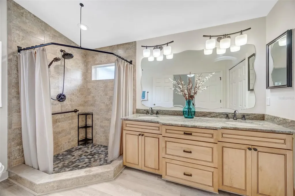 3015 Folklore Drive Valrico FL 33596
