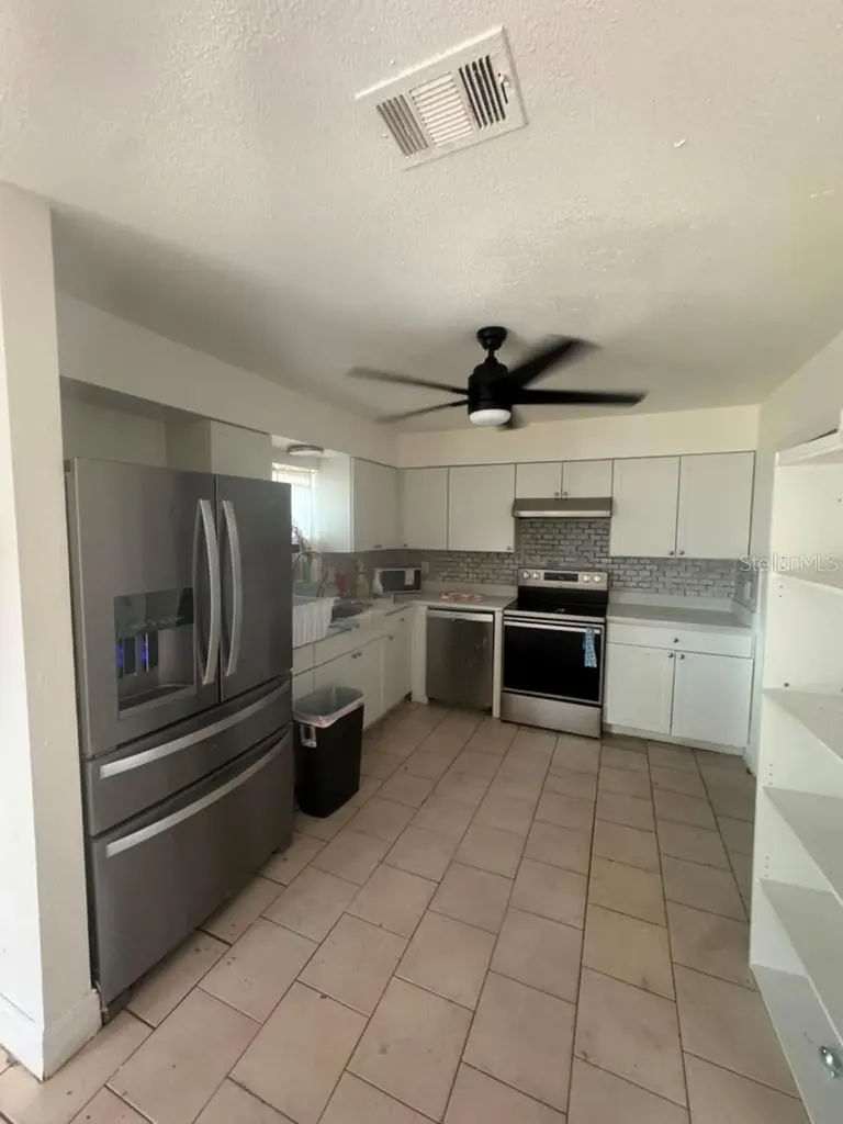 6407 2nd Avenue NE Bradenton FL 34208