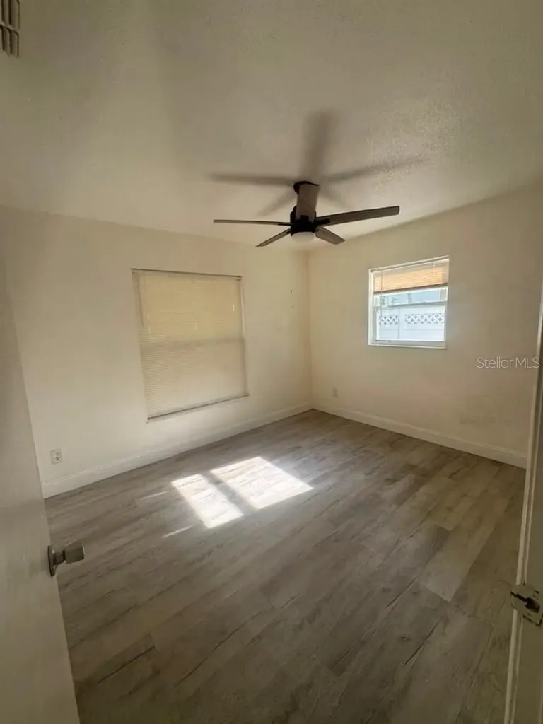 6407 2nd Avenue NE Bradenton FL 34208