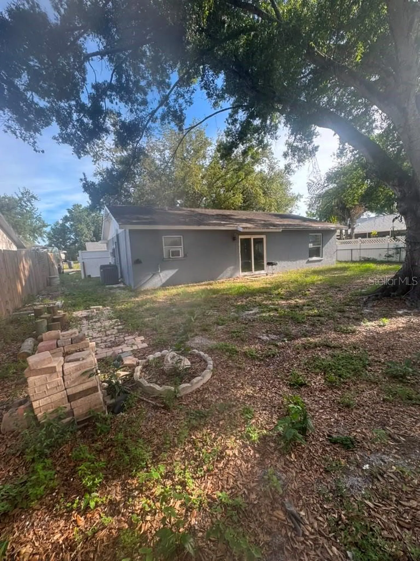 6407 2nd Avenue NE Bradenton FL 34208