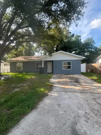 6407 2nd Avenue NE Bradenton FL 34208