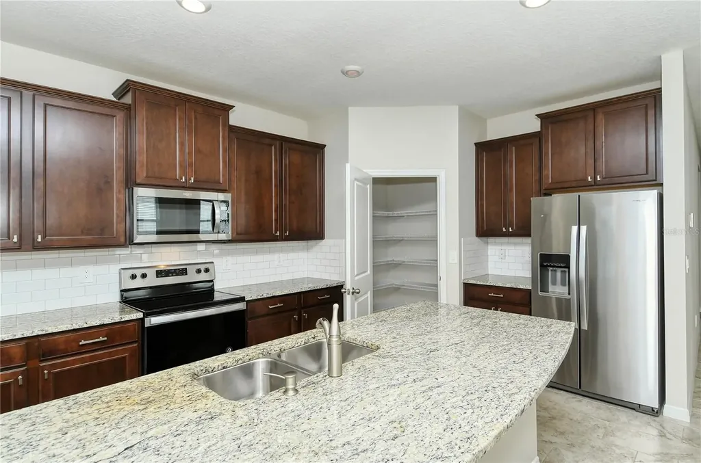 16921 Harvest Moon Way Bradenton FL 34211