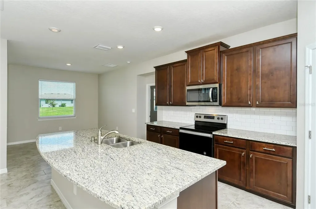 16921 Harvest Moon Way Bradenton FL 34211