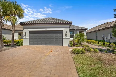 4724 Crestpoint Way Palmetto FL 34221