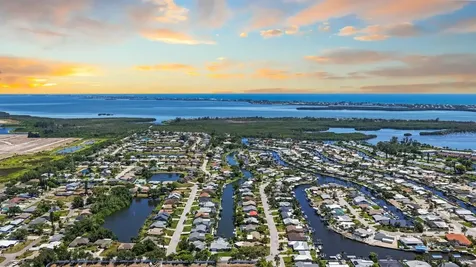 4503 Coral Lake Drive Bradenton FL 34210