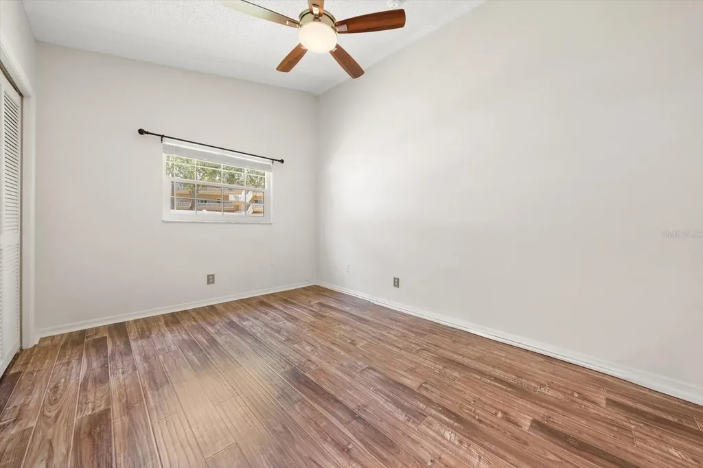 2069 Lakeview Drive Clearwater FL 33763