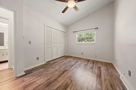2069 Lakeview Drive Clearwater FL 33763