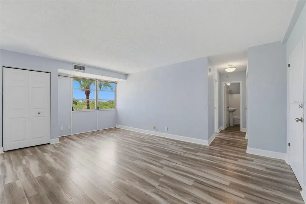 3315 58th Avenue S St Petersburg FL 33712