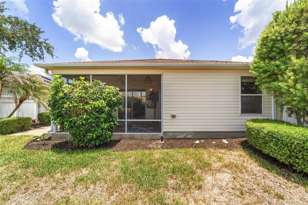 440 Valverda Drive The Villages FL 32162