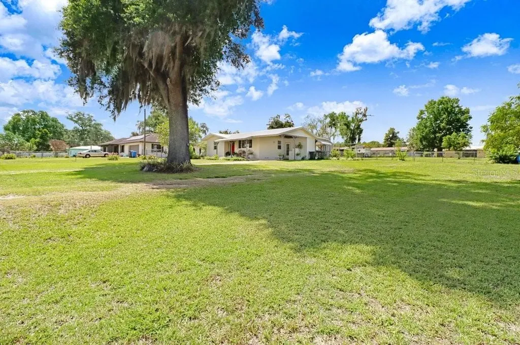 5211 Glen Harwell Road Plant City FL 33566
