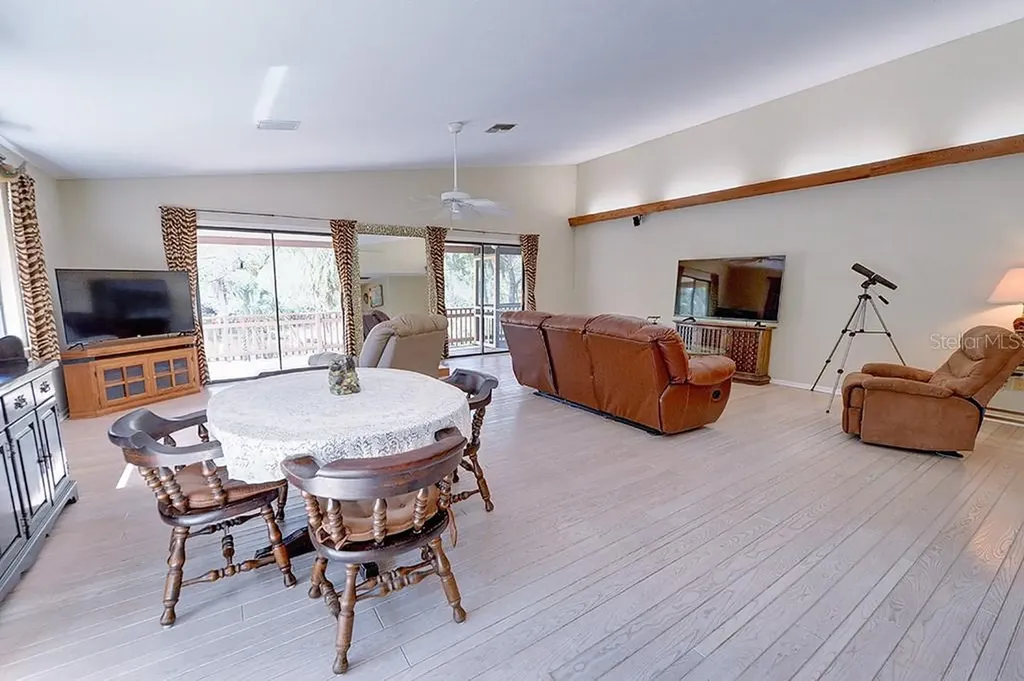 6618 S Beagle Drive Homosassa FL 34448