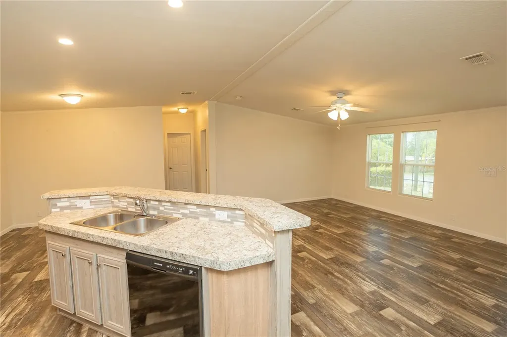 242 Skyline Drive Lady Lake FL 32159
