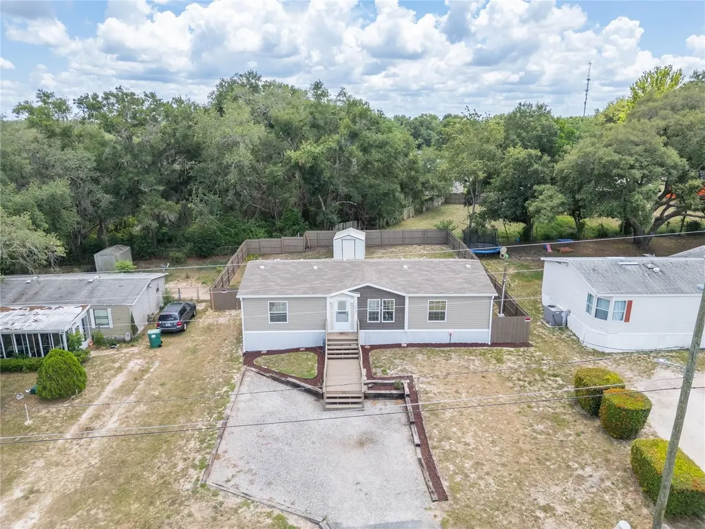 242 Skyline Drive Lady Lake FL 32159