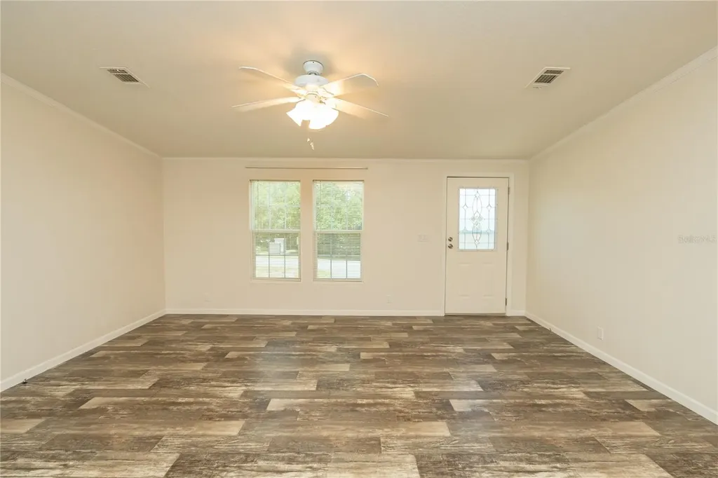 242 Skyline Drive Lady Lake FL 32159
