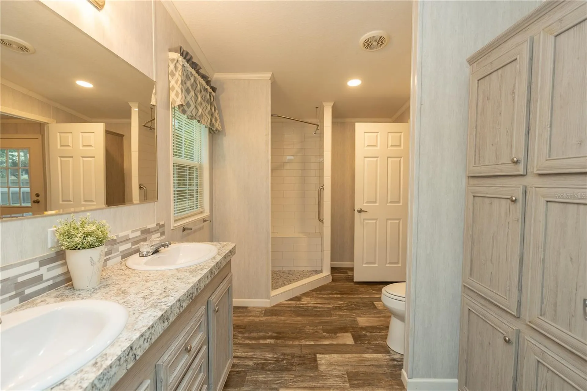 242 Skyline Drive Lady Lake FL 32159