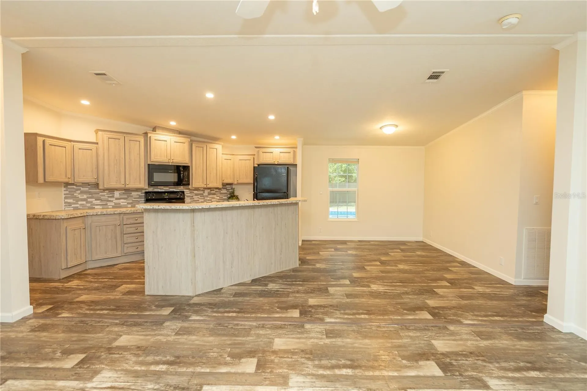 242 Skyline Drive Lady Lake FL 32159
