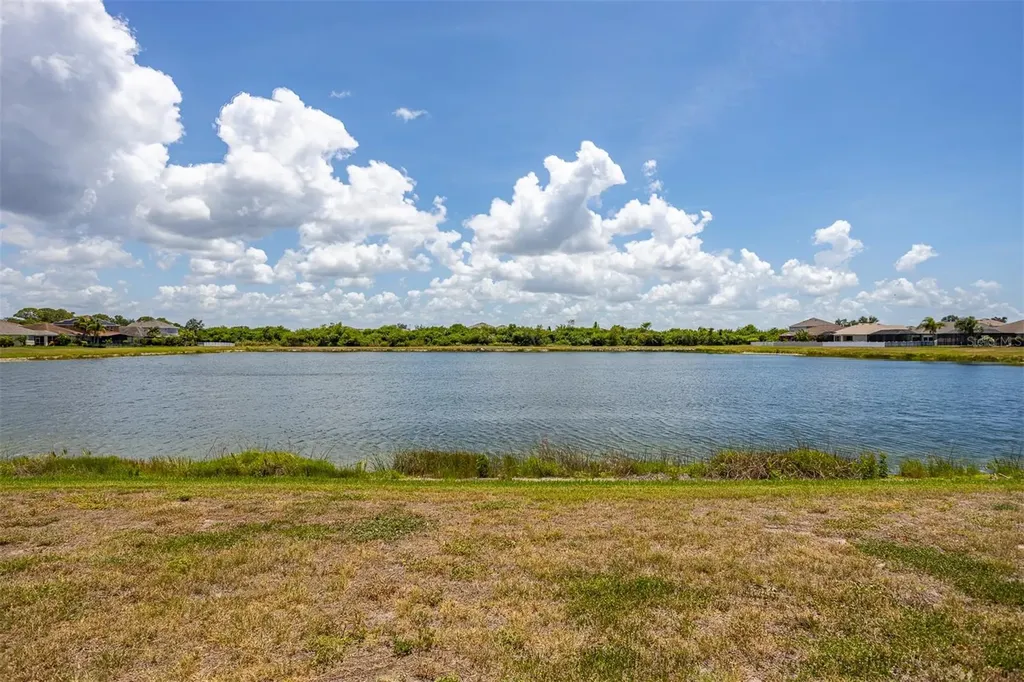 905 Parker Den Drive Ruskin FL 33570