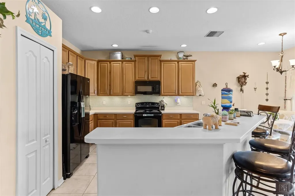 905 Parker Den Drive Ruskin FL 33570