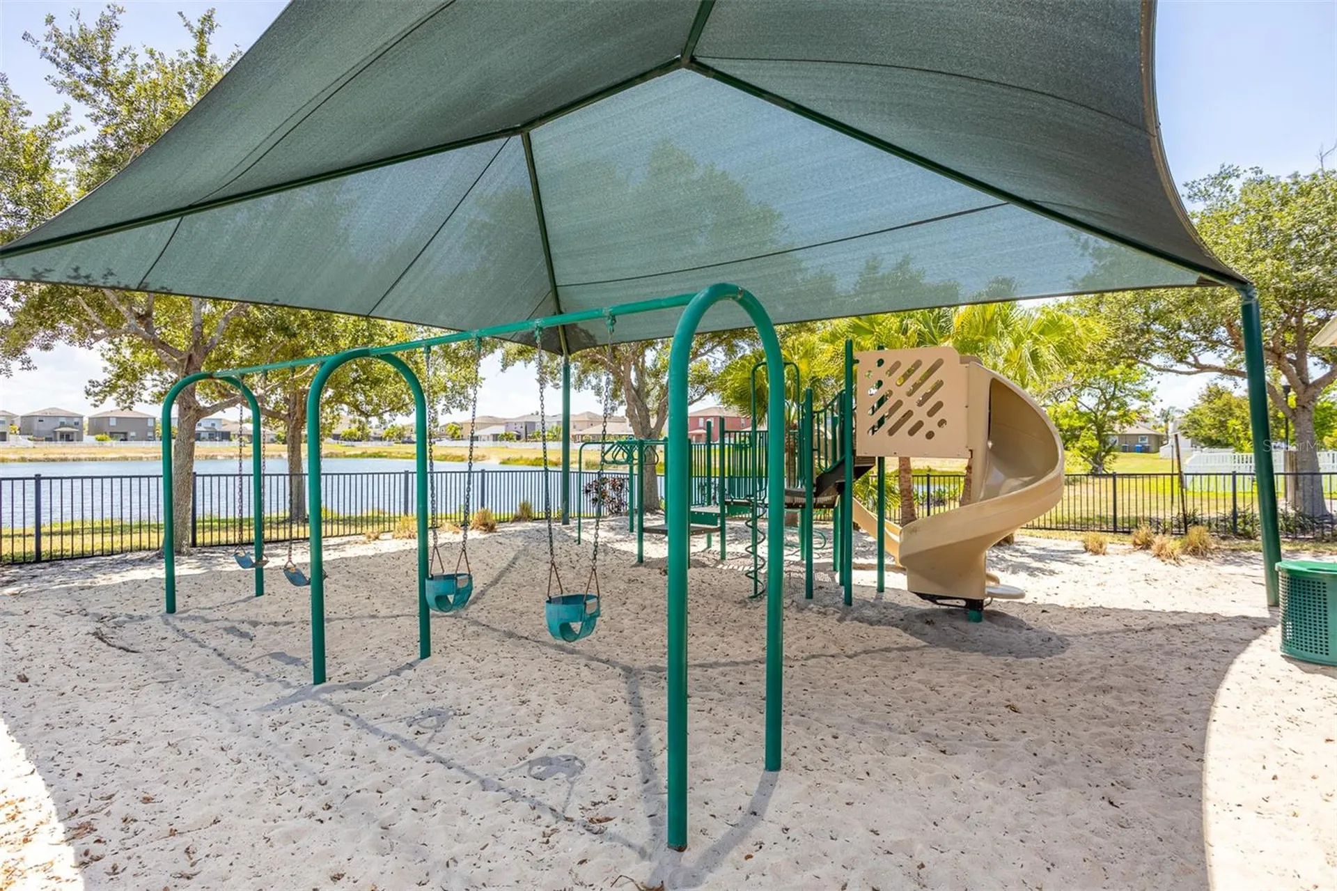 905 Parker Den Drive Ruskin FL 33570