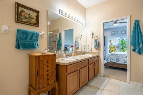905 Parker Den Drive Ruskin FL 33570
