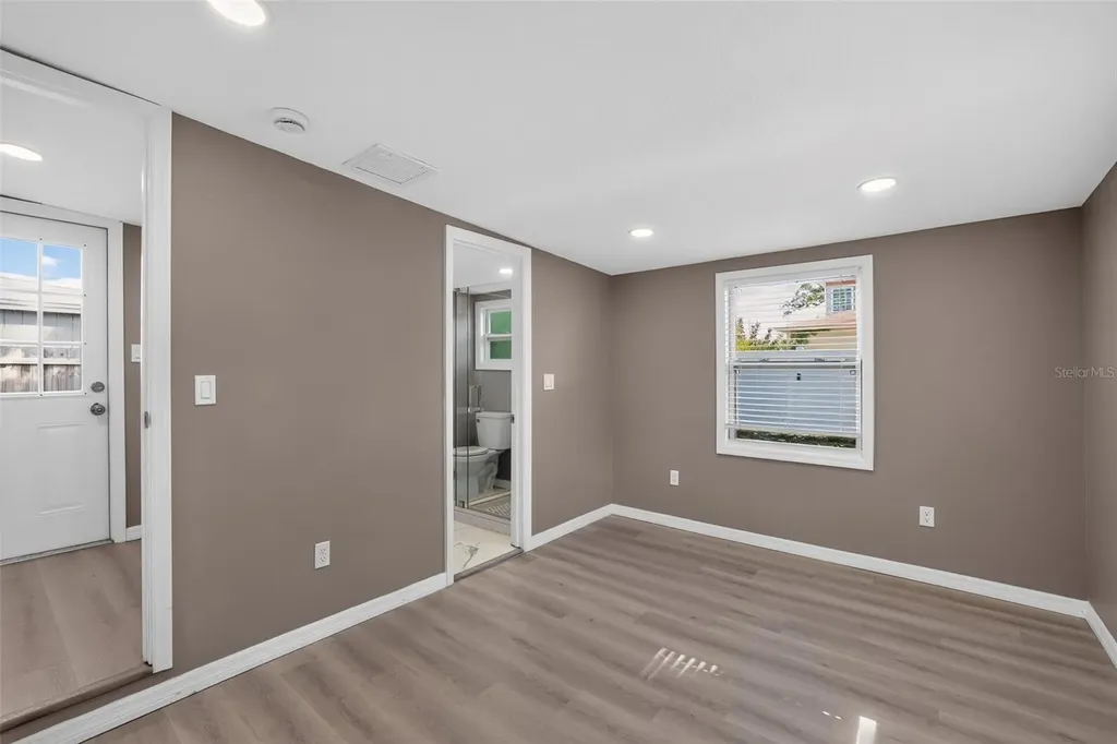 4521 41st Avenue N St Petersburg FL 33714