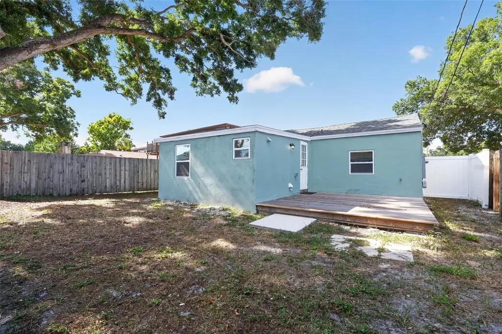 4521 41st Avenue N St Petersburg FL 33714