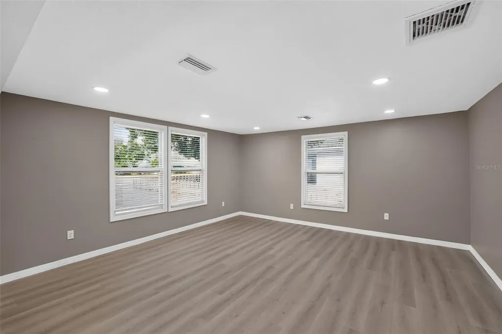 4521 41st Avenue N St Petersburg FL 33714