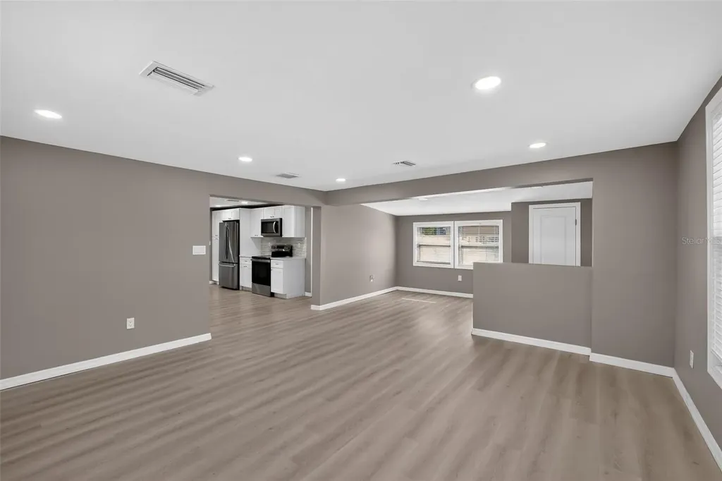 4521 41st Avenue N St Petersburg FL 33714