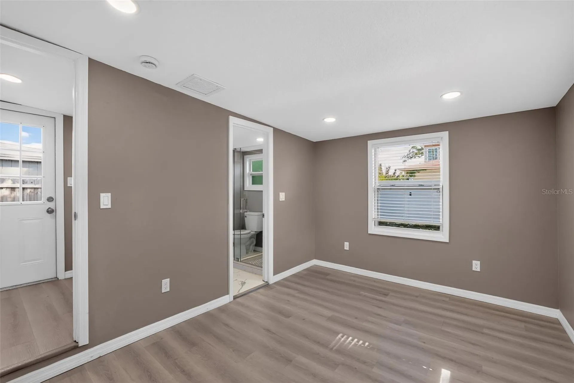 4521 41st Avenue N St Petersburg FL 33714