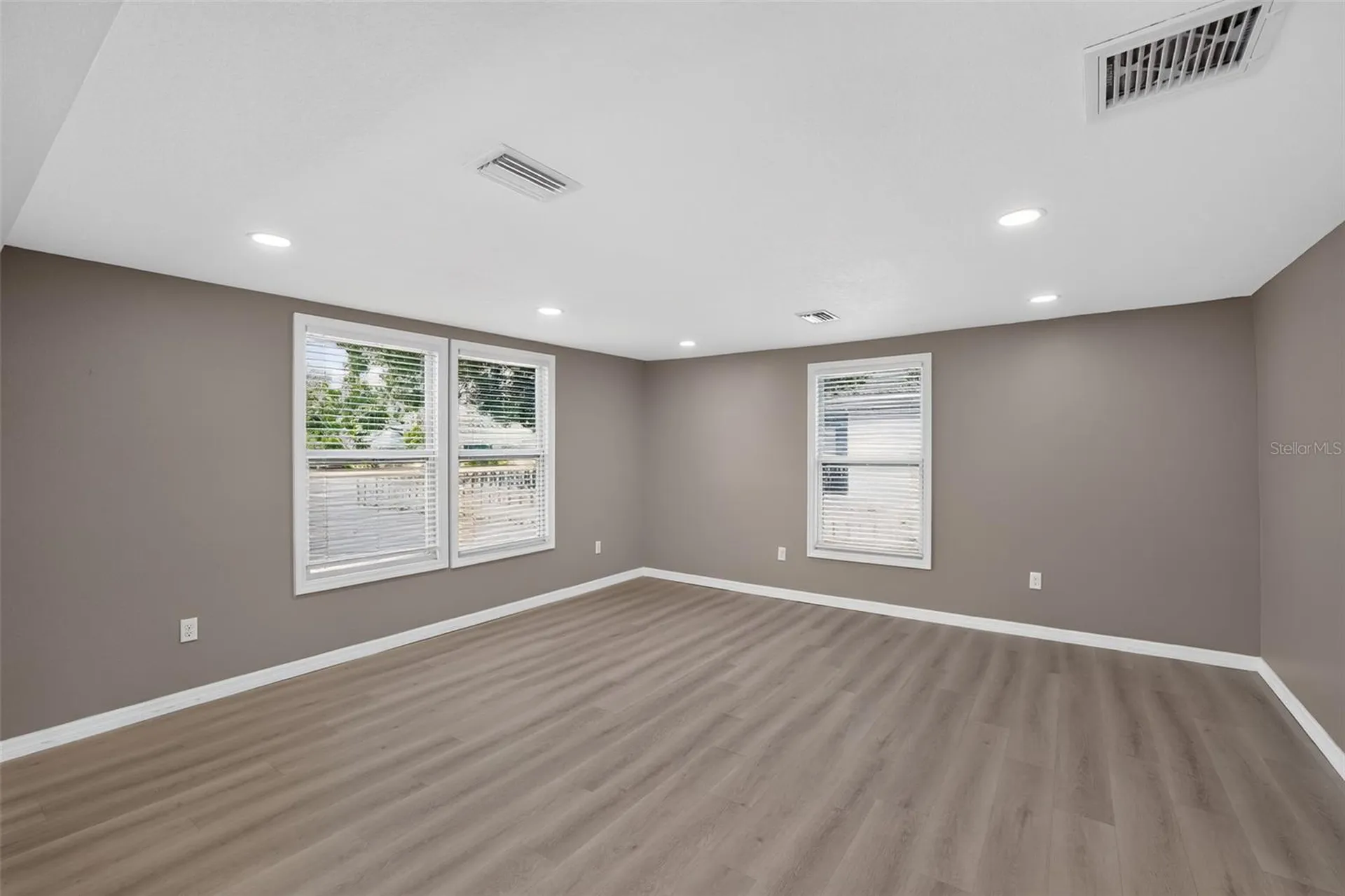 4521 41st Avenue N St Petersburg FL 33714