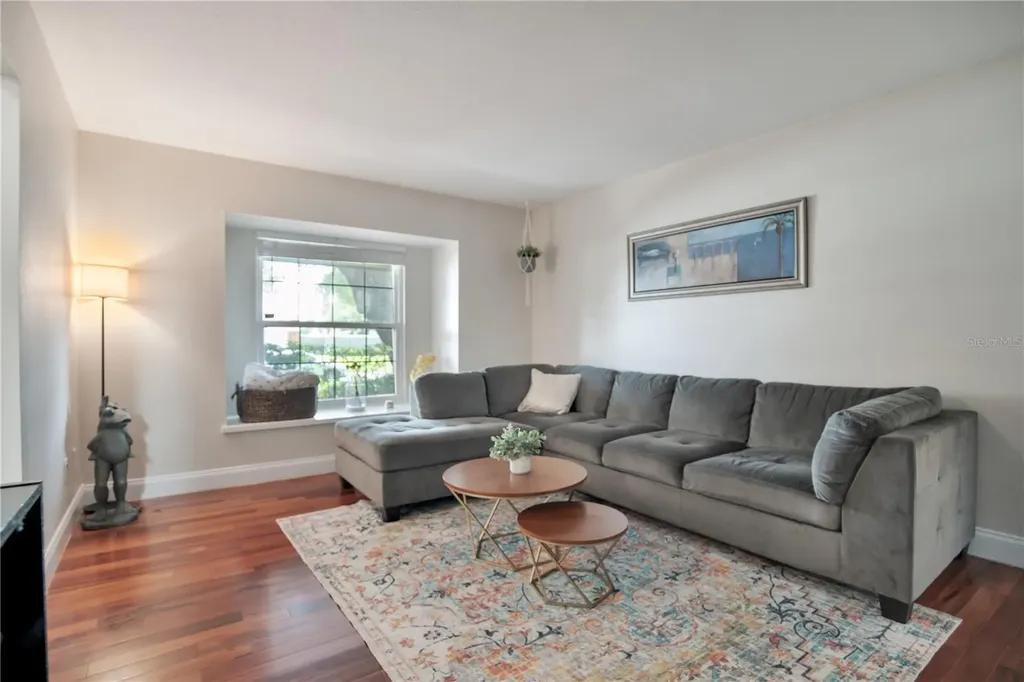 5307 Jade Circle Orlando FL 32812