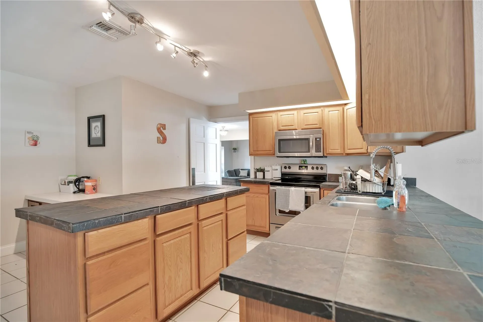 5307 Jade Circle Orlando FL 32812