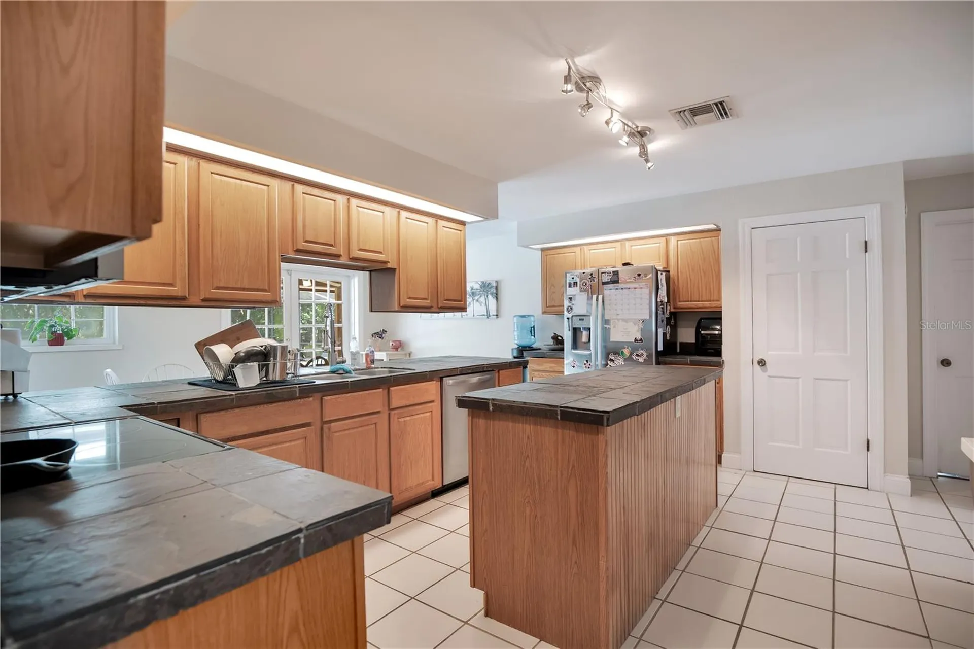 5307 Jade Circle Orlando FL 32812