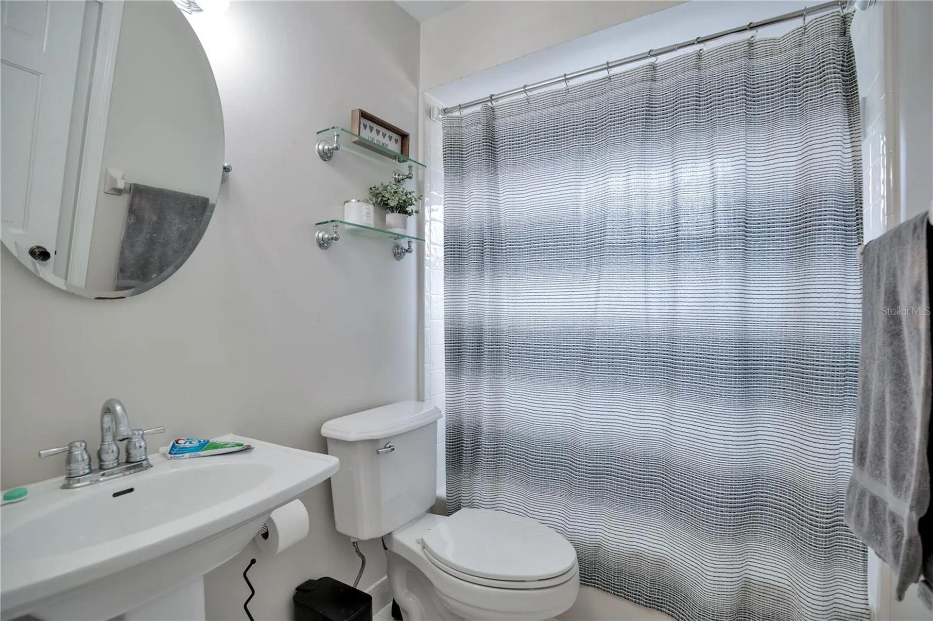 5307 Jade Circle Orlando FL 32812