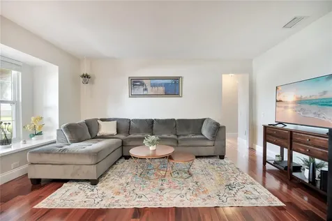 5307 Jade Circle Orlando FL 32812