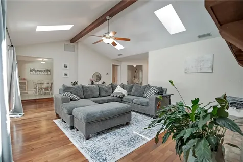 5307 Jade Circle Orlando FL 32812