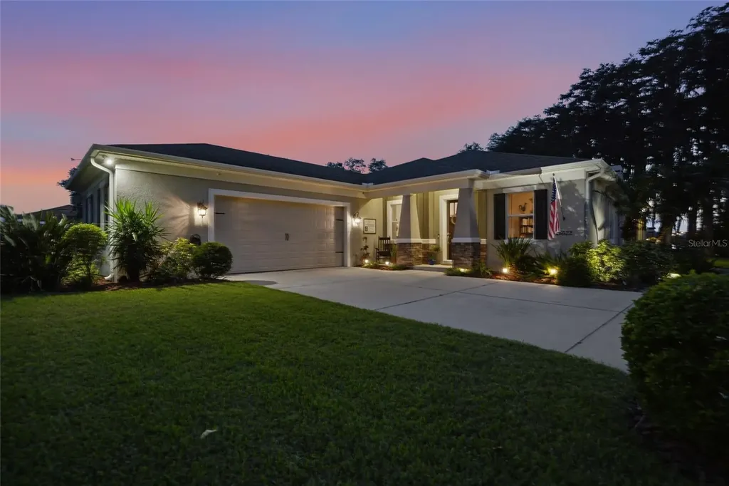 16622 Lakeshore Road Tampa FL 33624