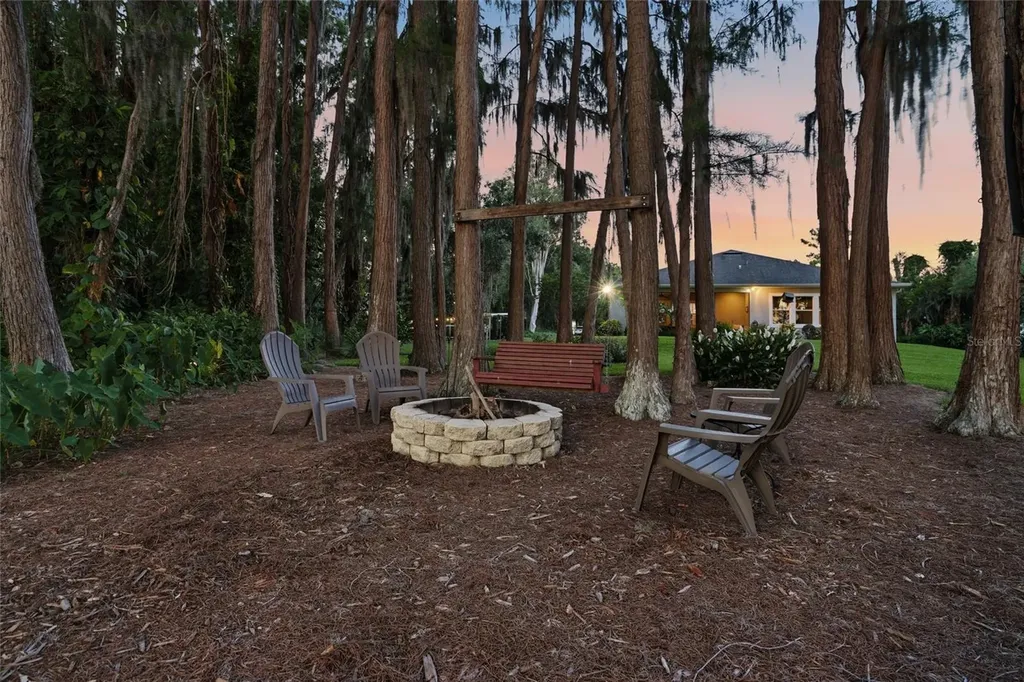 16622 Lakeshore Road Tampa FL 33624