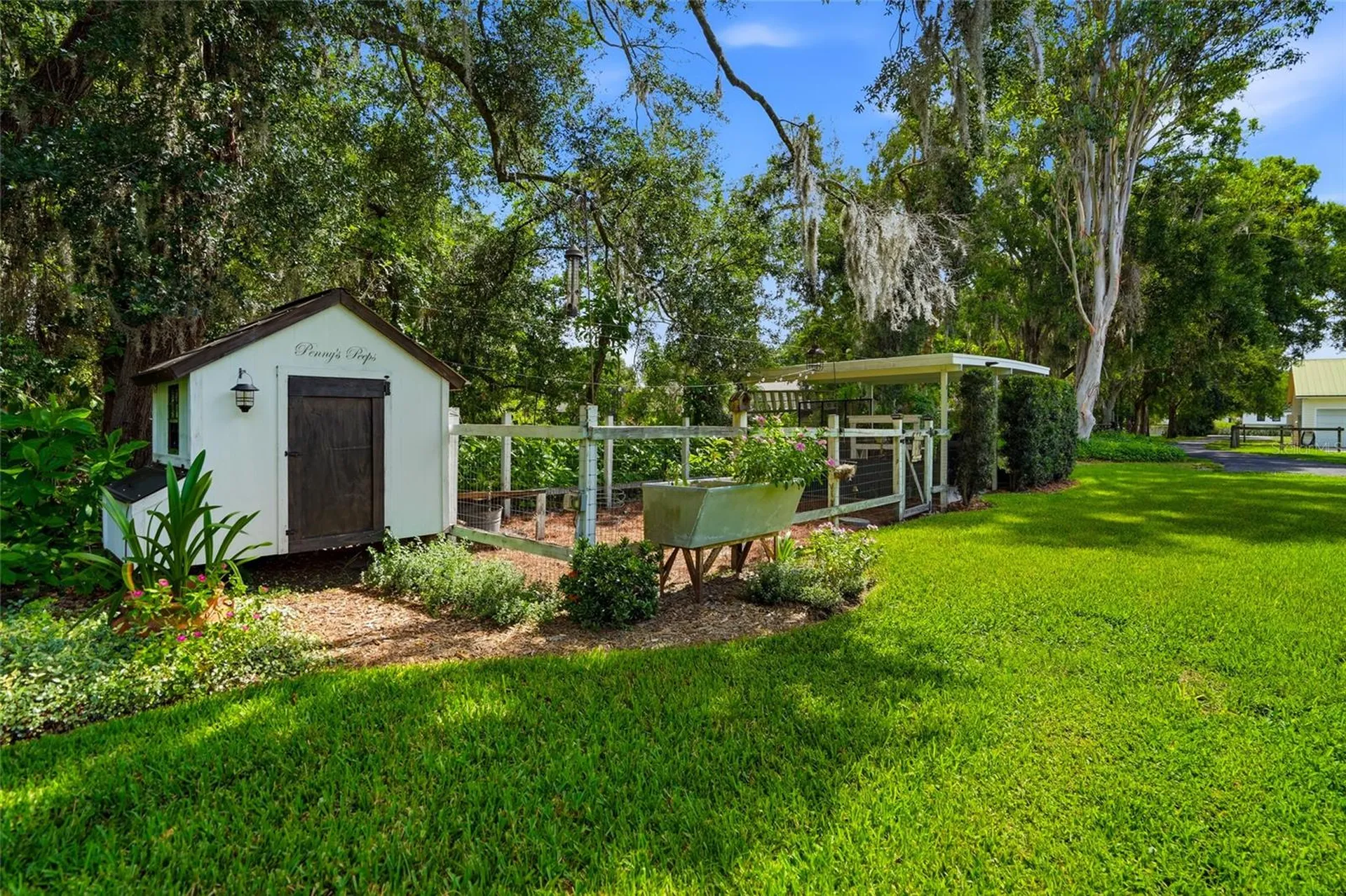 16622 Lakeshore Road Tampa FL 33624