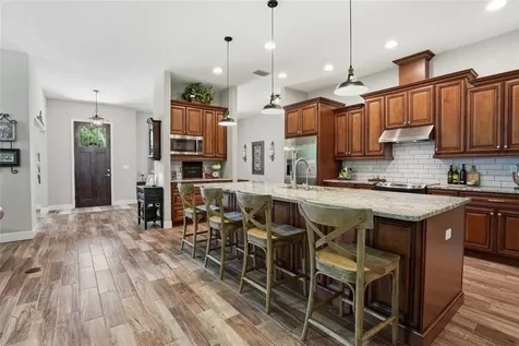 16622 Lakeshore Road Tampa FL 33624